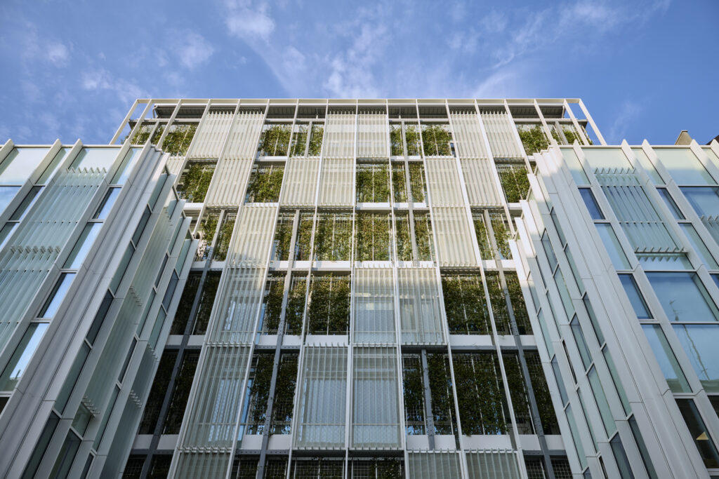 Enerqos progetto ISI edificio ad alta efficienza energetica