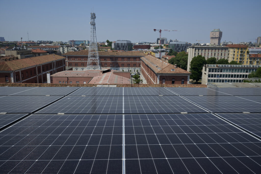 Enerqos Ameresco ISI fotovoltaico